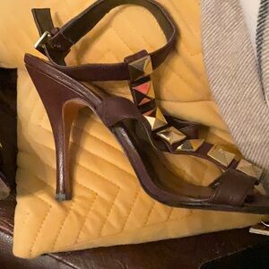 Bebe Lather 3” heels very sexy